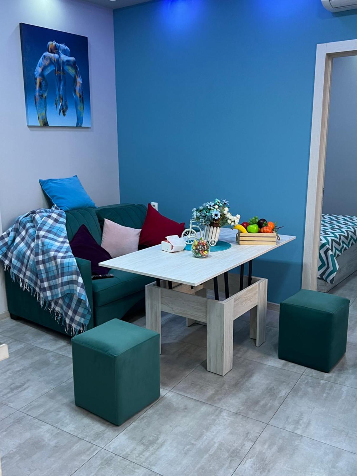 Cool Blue Interior Self Check In Appartement Jerevan Buitenkant foto